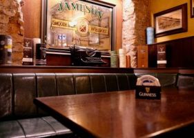 biker bars nuremberg Finnegan's Harp Irish Pub