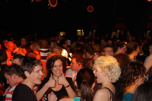 dj partys nuremberg DJ at Work (Hochzeit, Party, Firmenfeier)