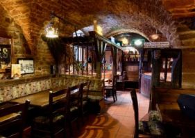 halloween restaurants nuremberg Biergarten O’Sheas Irish Pub