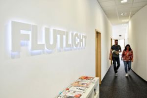 Kommunikationsberatung Flur Büro Agentur Office-Design Flutlicht